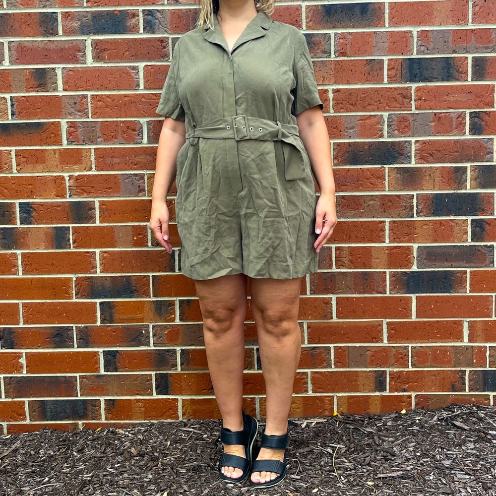 Nine West Gigi Romper XXL size